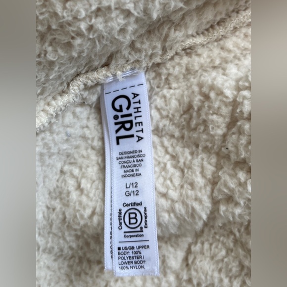 Athleta Girl So Toasty Tugga Sherpa Metallic Coat Size 12 / Large In Cream White - Picture 13 of 16
